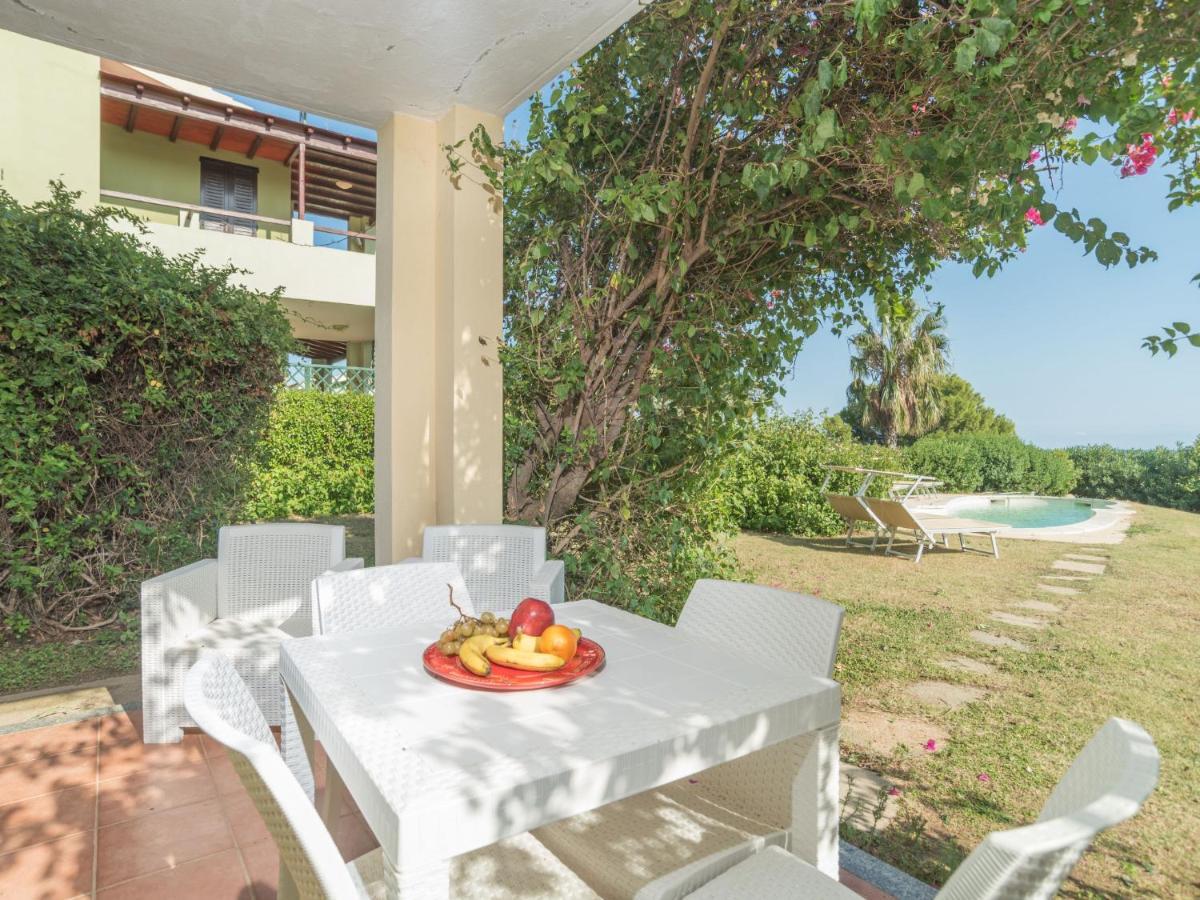 Apartment Stella Con Piscina Comune - Rei100 By Interhome Costa Rei Zewnętrze zdjęcie